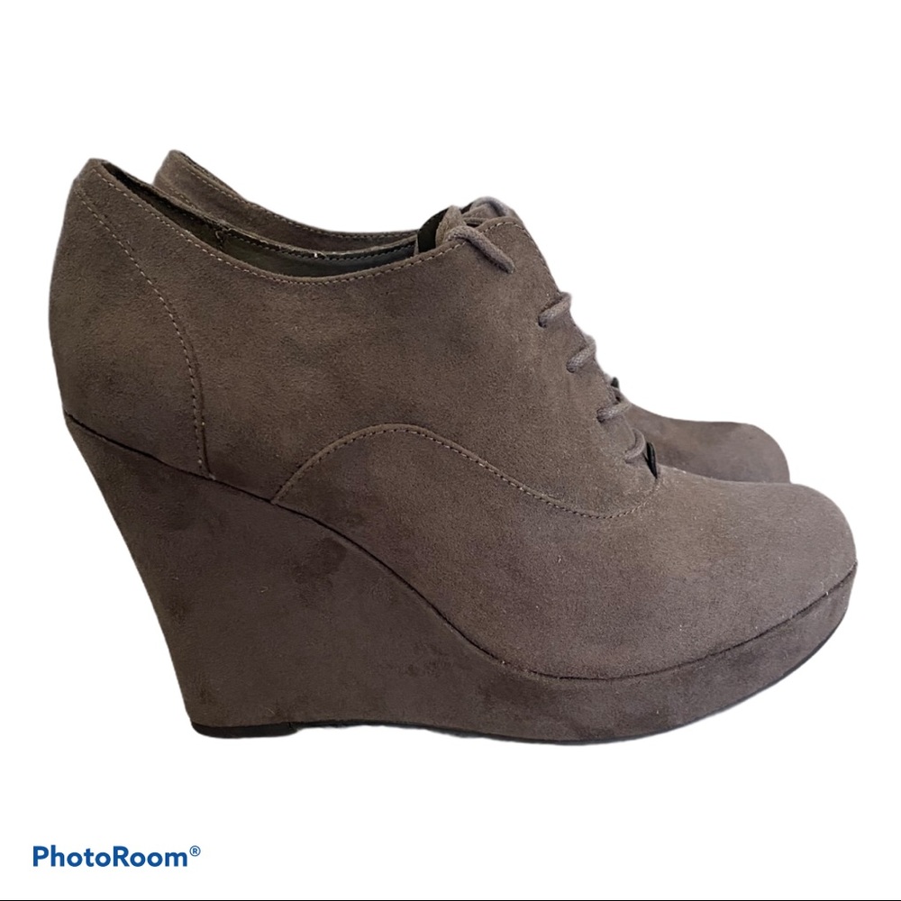 Lace Up Gray Heeled Boots